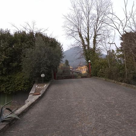 Appartamento Serena Gardone Riviera Esterno foto