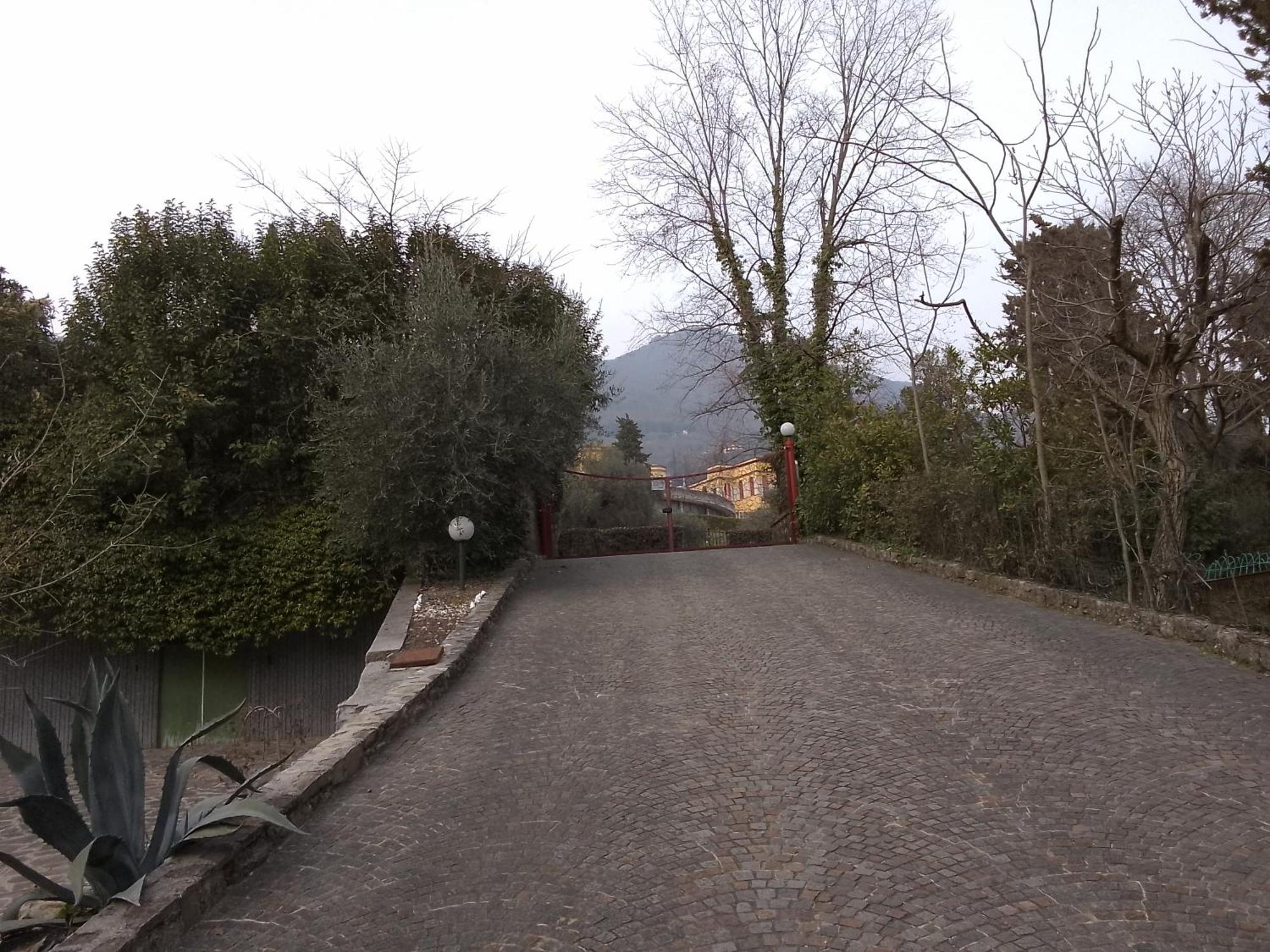 Appartamento Serena Gardone Riviera Esterno foto